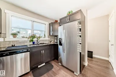 Interior photo 2 of #115 401 SOUTHFORK DR