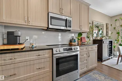 Interior photo 2 of 2313 SPARROW CR NW
