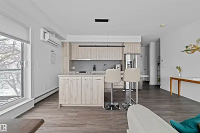 Interior photo 2 of #408 10837 83 AV NW