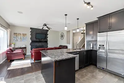 Interior photo 4 of 215 HARVEST RIDGE DR