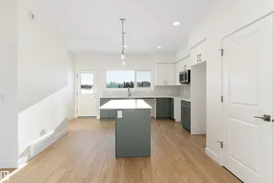 Interior photo 3 of 6285 175A AV NW