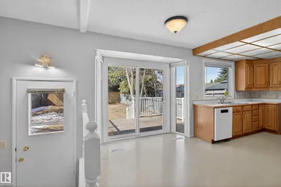 Interior photo 3 of 102 GARLAND CR