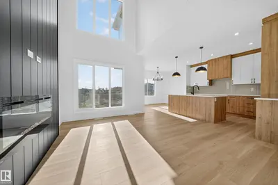 Interior photo 4 of 3285 Chernowski way SW