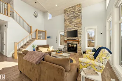 Interior photo 2 of #39 53025 RGE ROAD 43