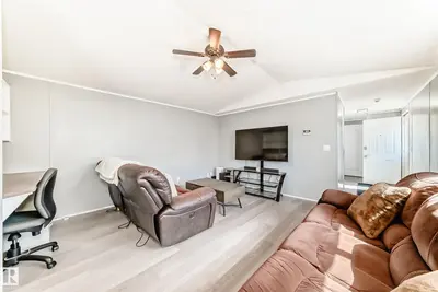 Interior photo 4 of 783 53222 Range road 272