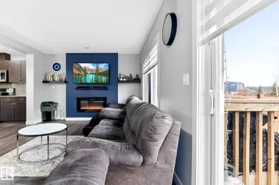 Interior photo 3 of 308 42 AV NW