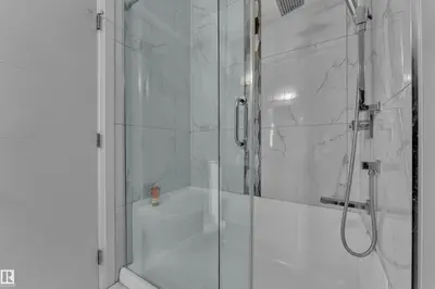 Interior photo 2 of 3702 CLAXTON PL SW