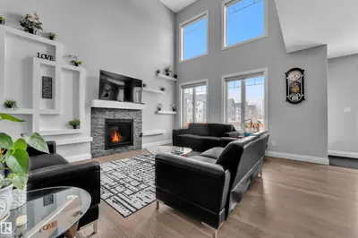 Interior photo 4 of 3702 CLAXTON PL SW
