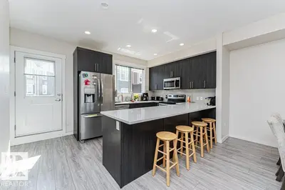 Interior photo 1 of #30 903 CRYSTALLINA NERA WY NW