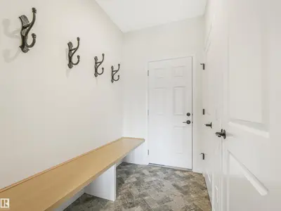 Interior photo 4 of 19 NETTLE CR