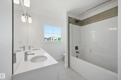Interior photo 3 of 245 Wattle RD