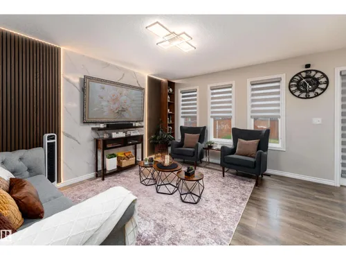 9468 209 ST NW, Edmonton - $459,000