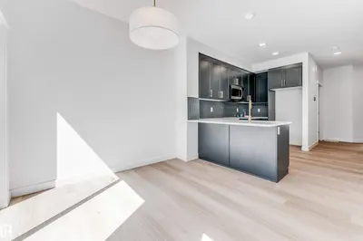 Interior photo 2 of #48 710 mattson dr SW