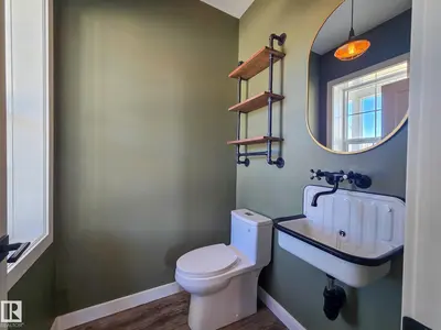Interior photo 2 of 5029 54 AV