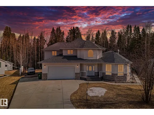 4228 8 AV, Edson - $615,000