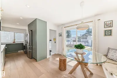 Interior photo 3 of 9323 70 AV NW