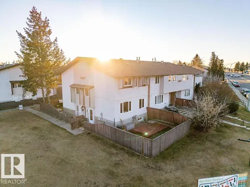 #1 8005 144 AV NW, Edmonton - $139,900