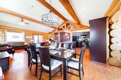 Interior photo 2 of 1411 Park CR