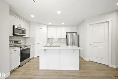 Interior photo 4 of #90 50 Mclaughlin DR