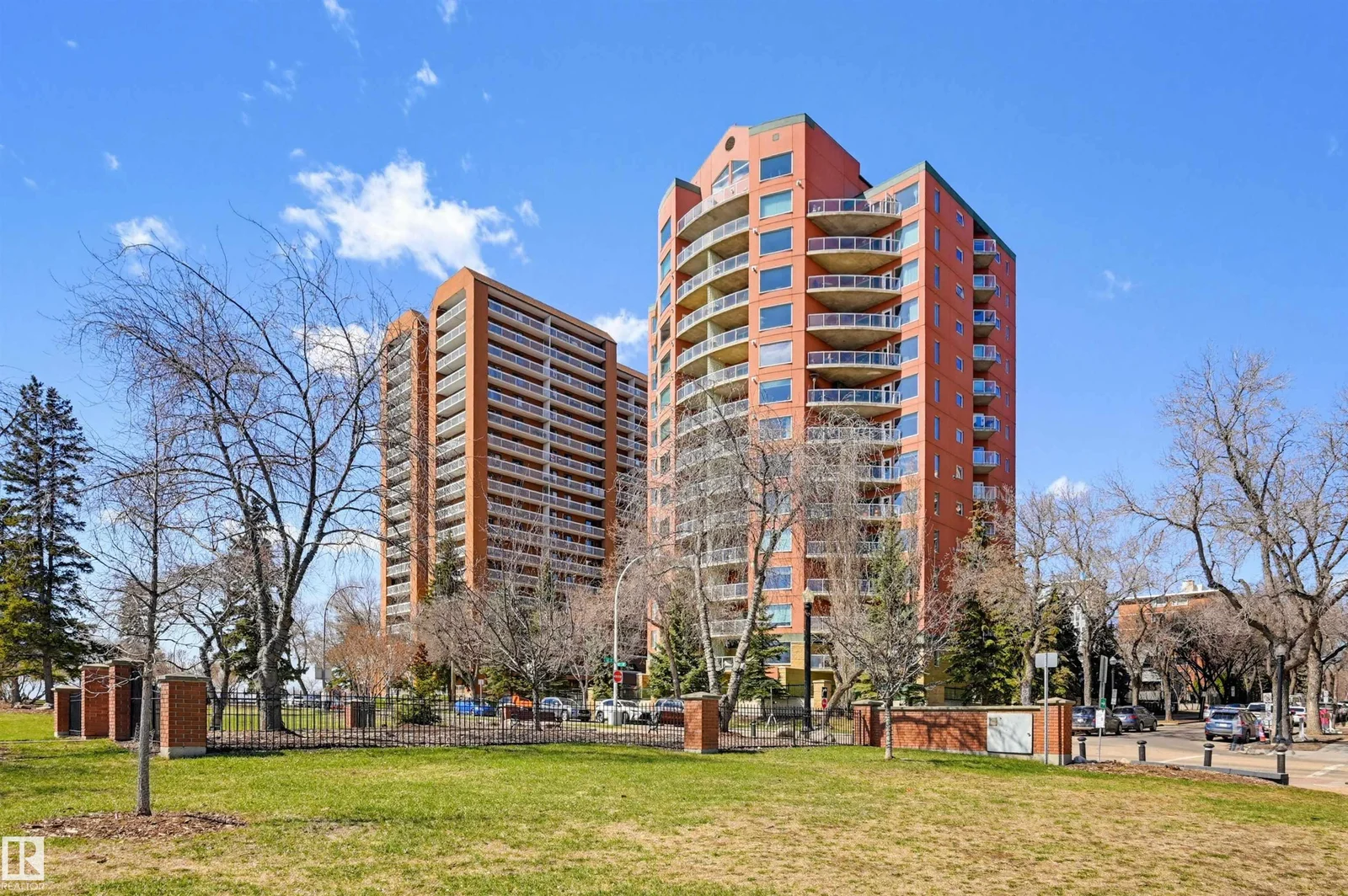 #801 9708 110 ST NW, Edmonton - 2 bedroom Apartment for sale
