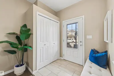 Interior photo 1 of 4042 CHAPPELLE GREEN GR SW
