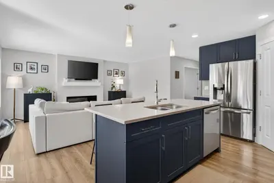 Interior photo 3 of 77 PENN PL