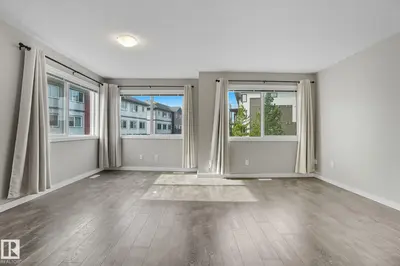 Interior photo 3 of 1604 33A ST NW