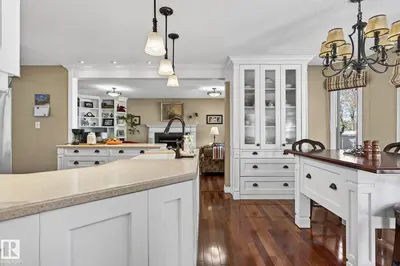 Interior photo 3 of 3108 36B AV NW