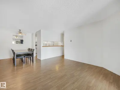 Interior photo 2 of 