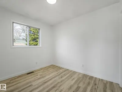 Interior photo 3 of 4103 28 AV NW