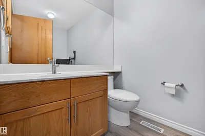 Interior photo 3 of 874 RYAN PL NW