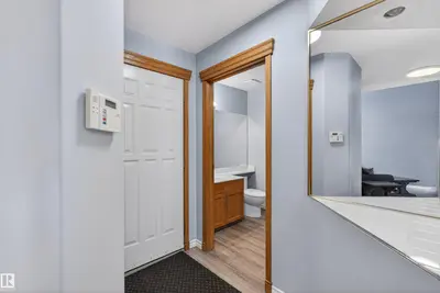 Interior photo 2 of 874 RYAN PL NW
