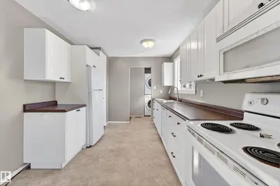 Interior photo 2 of 105 MISSION AV
