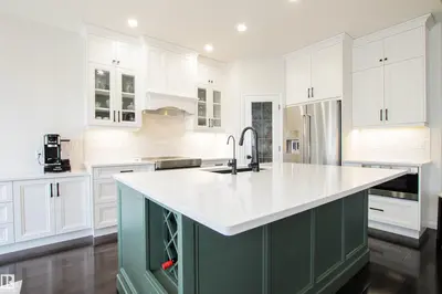 Interior photo 4 of #61 700 Regency DR
