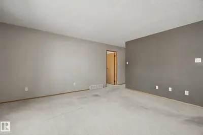 Interior photo 4 of 17434 CALLINGWOOD RD NW