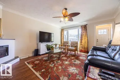 Interior photo 2 of 12011 62 ST NE NW