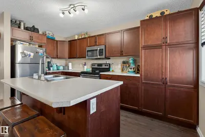 Interior photo 2 of 5636 18 AV SW