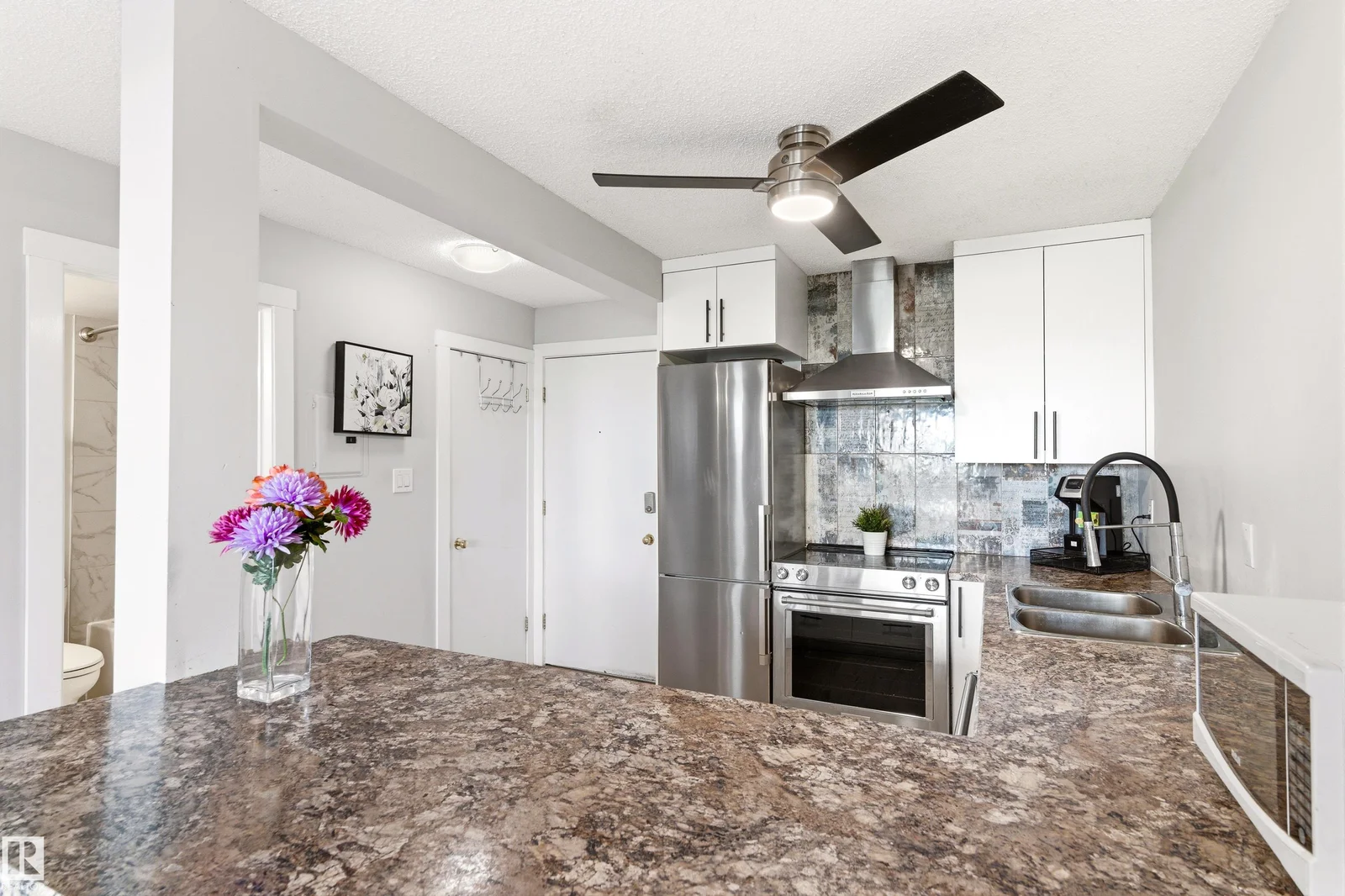 #105 10230 120 Street NW NW, Edmonton - 1 bedroom Apartment for sale