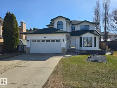 Interior photo 1 of 3007 44A AV NW