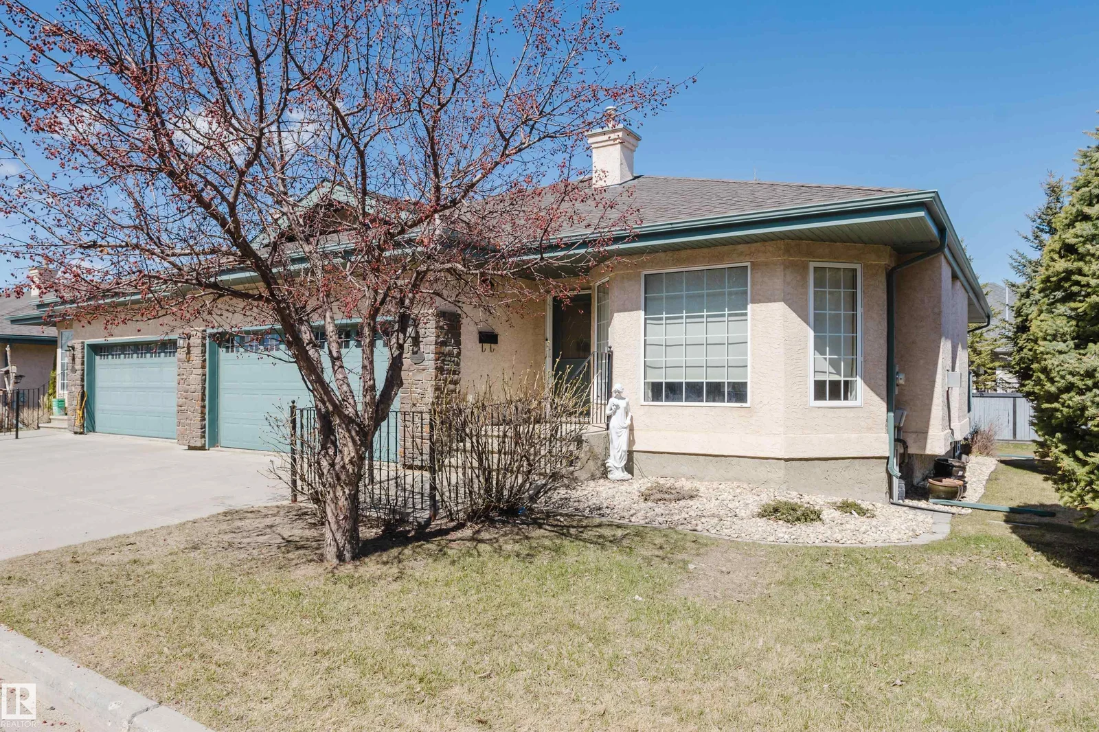 #9 102 BRIDGEPORT CX, Leduc - 1 bedroom Duplex for sale