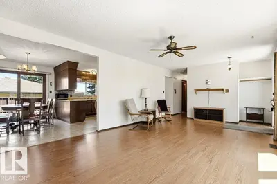 Interior photo 2 of 35 OATWAY DR