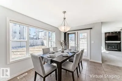 Interior photo 4 of 6723 19 AV SW