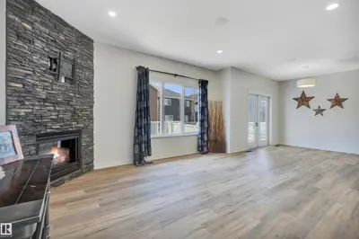 Interior photo 2 of 262 SHEPPARD CI