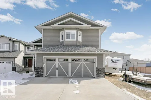 5120 56 ST, Bruderheim - $430,000