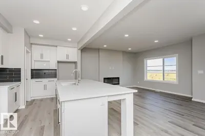 Interior photo 4 of 50 Gambel LO