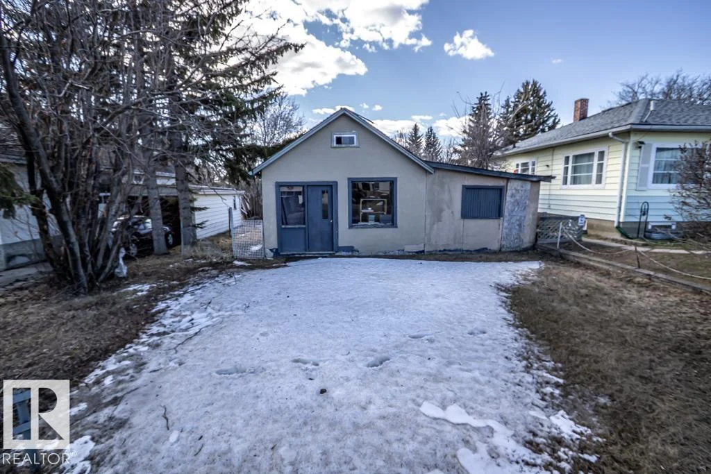 , Myrnam - 1 bedroom Detached Single Family for sale