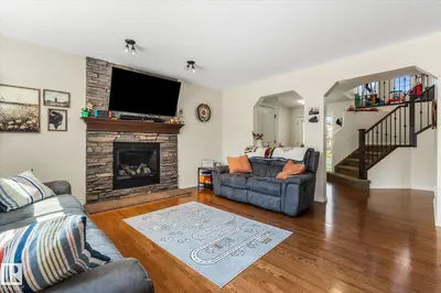 Interior photo 2 of 41 Heron Crescent