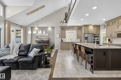 Interior photo 2 of 9245 87 ST NW