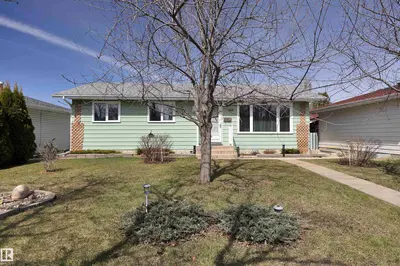 Interior photo 1 of 4410 42B AV
