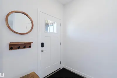 Interior photo 1 of 5237 EDGEMONT BV NW